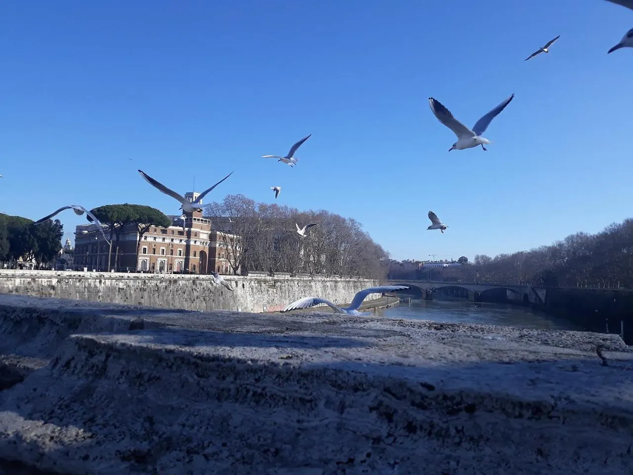 Lungotevere Collection Suite Rome Italy